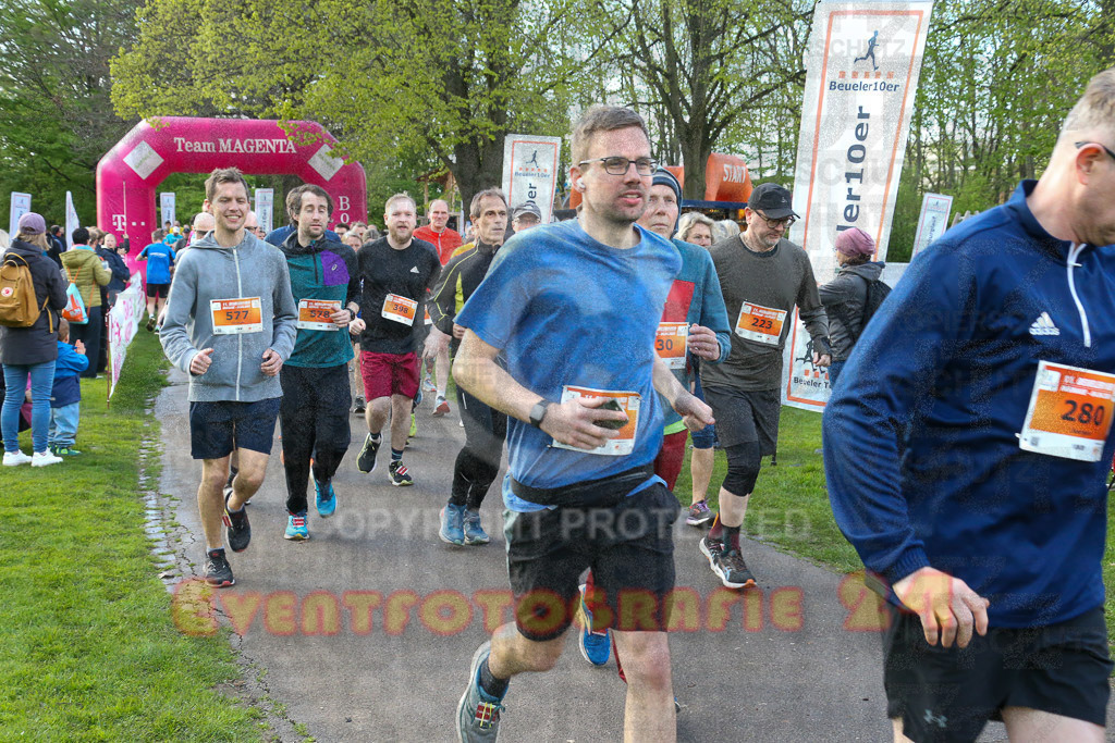 240403_1830_EX1_7297 | Sportfotografie im Rhein-Sieg Kreis, Köln, Bonn, NRW, Rheinland Pfalz, Hessen, etc. Unser Tätigkeitsfeld umfasst den Laufsport vom Volkslauf über den Marathon, Duathlon, Triathon bis zum Ultralauf wie Kölnpfad Ultra oder Schindertrail.