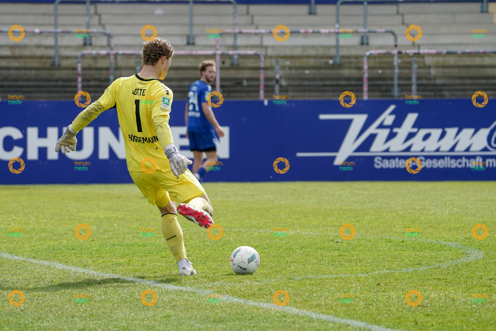 VfL Sportsfreunde Lotte vs. VfL Bochum II U23 - Regionalliga West - 28. Spieltag 2026 | Luca Böggemann, 1 - Realisiert mit Pictrs.com