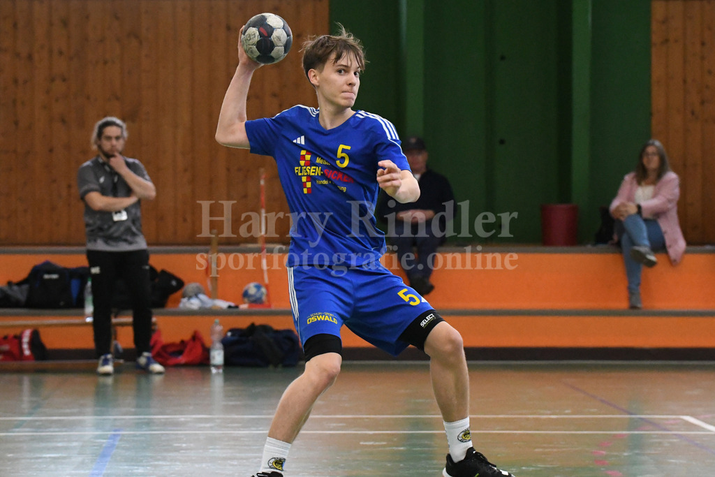 SSG Metten 2025/26 | SSG Metten : Eintracht Dachau-Karlsfeld Endstand 36:23Philipp Gaeck (SSG Metten) - Realisiert mit Pictrs.com