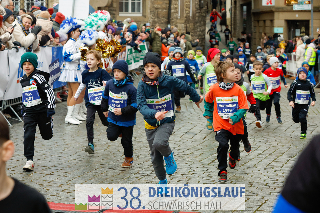 400m AOK Junior Cup | 3 Koenigslauf 2024 400m AOK Junior Cup - Realisiert mit Pictrs.com