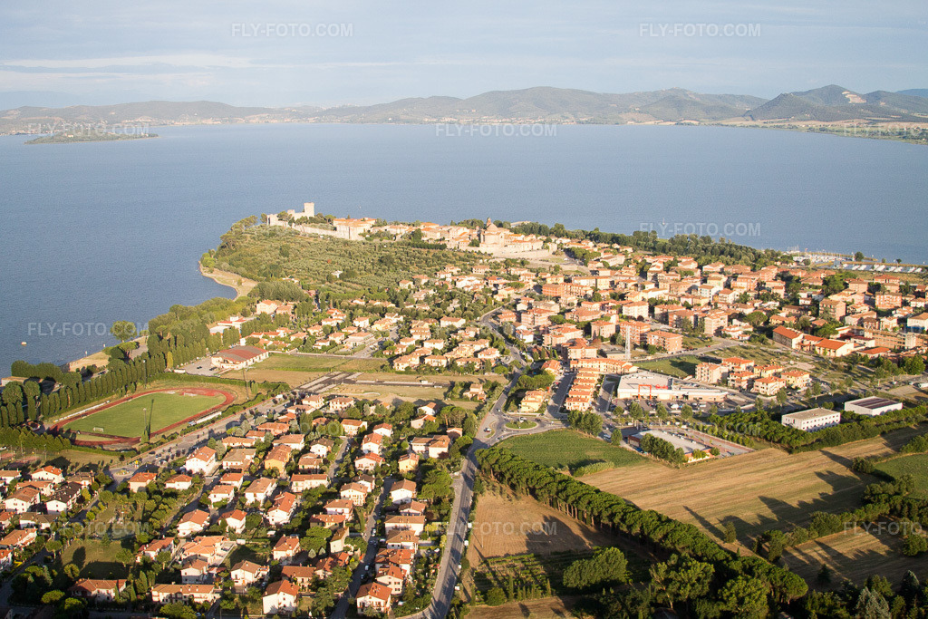 Aerial view: View of the town in Castiglione del Lago in the state Umbria, Italy.Photo: IMG_43481.jpg taken on 07/25/2011 by Werner Riehm/FLY-FOTO.comResolution of the original: 4272 x 2848 px
