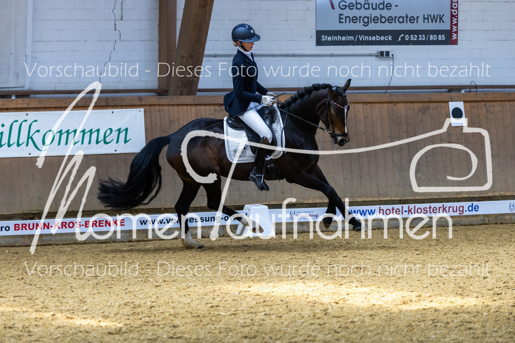 Sth-LPO25-DrR-L-289 | MomenTaufnahmen Pferdesportfotos