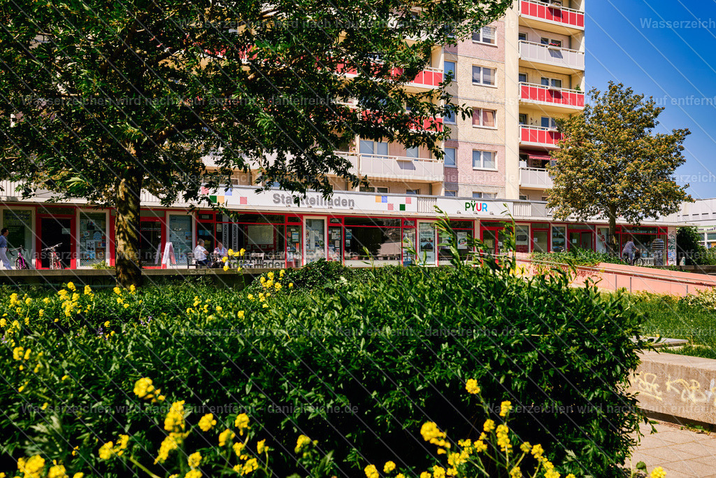 Leipzig Grünau Zentrum – Stadtteilladen, Stuttgarter Allee (Sommer 2026) | Leipzig Grünau Zentrum – Stadtteilladen, Stuttgarter Allee (Sommer 2026) - Realisiert mit Pictrs.com