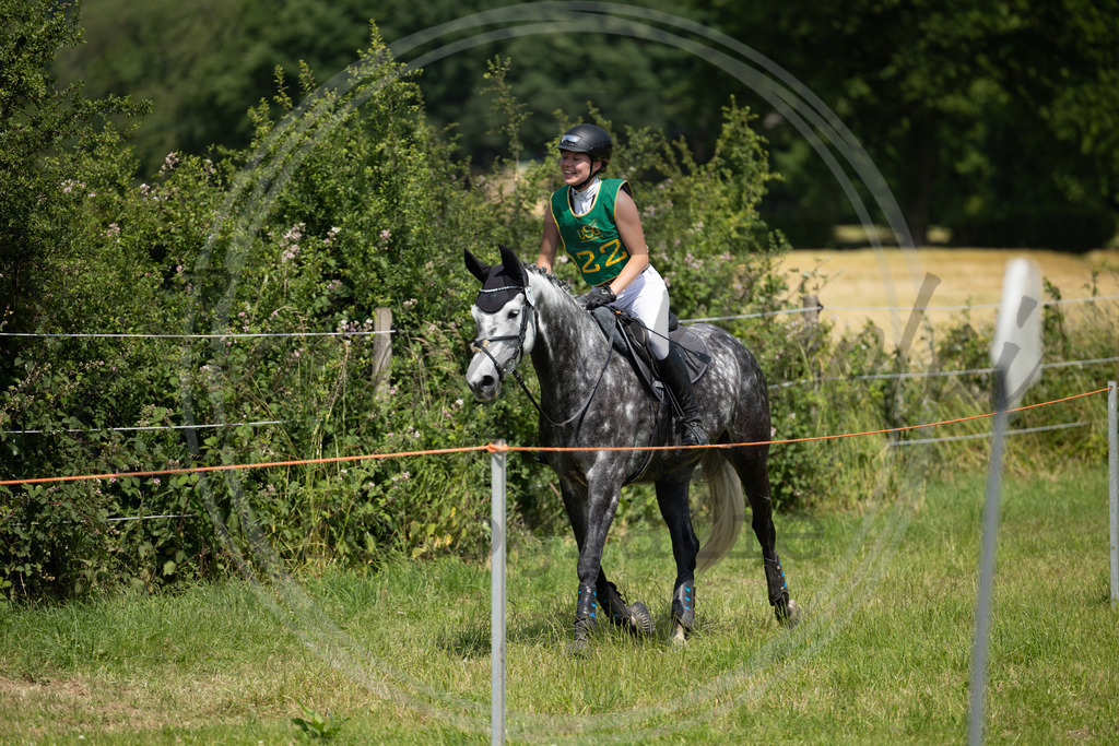 994A1002 | sabrinanicolaifotografie - Realisiert mit Pictrs.com