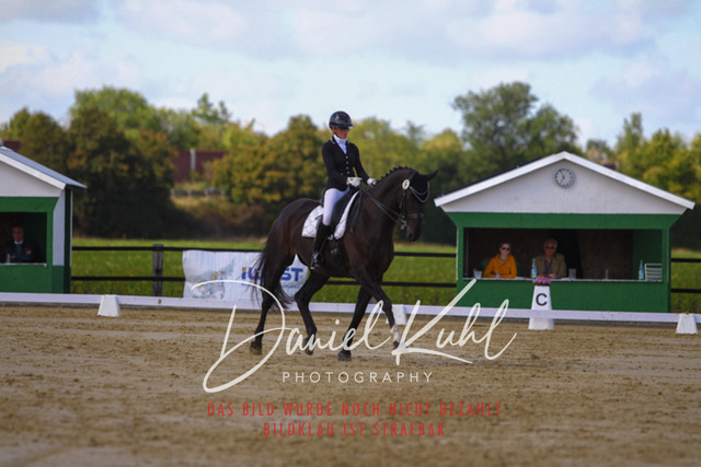 DKP45327 | Turniersportfotografie; Pferdefotografie; Dressurfotografie