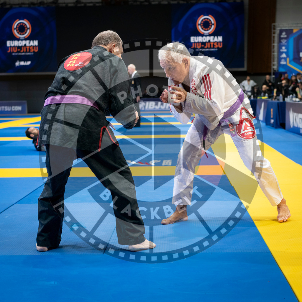 20240125PBB02626 | Fighters compete during the sixth day of the Brazilian Jiu-jitsu European Championship of the IBJJF in Paris, France, on January 25, 2024.