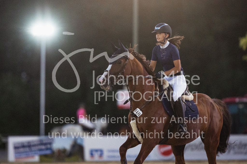 220825_Delbrueck_A1-Mannschaft-395 | Deine schönsten Turniermomente als professionelle Fotos! Entdecke hochwertige Pferdesport-Fotografie im Online-Shop. Jetzt Fotos finden & bestellen!