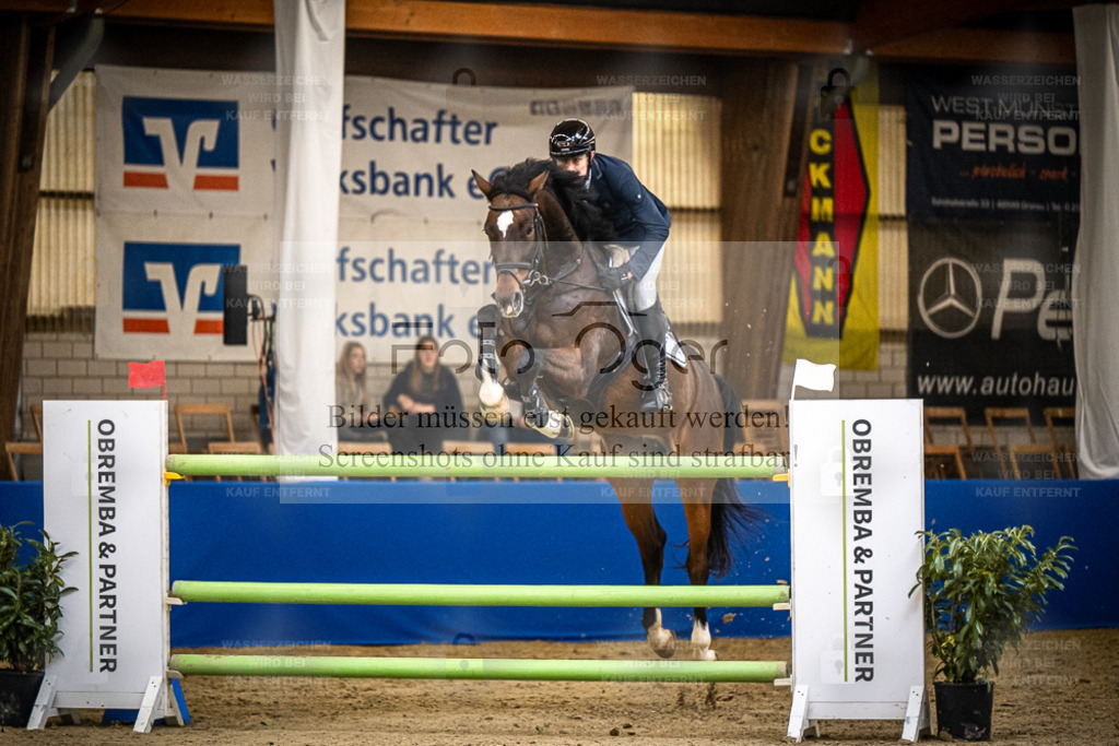 DOS_2183 | Entdecke hochwertige Reitturnierfotos von Foto Oger. Professionell, emotional und authentisch – jetzt Lieblingsmomente im Shop bestellen. - Realisiert mit Pictrs.com