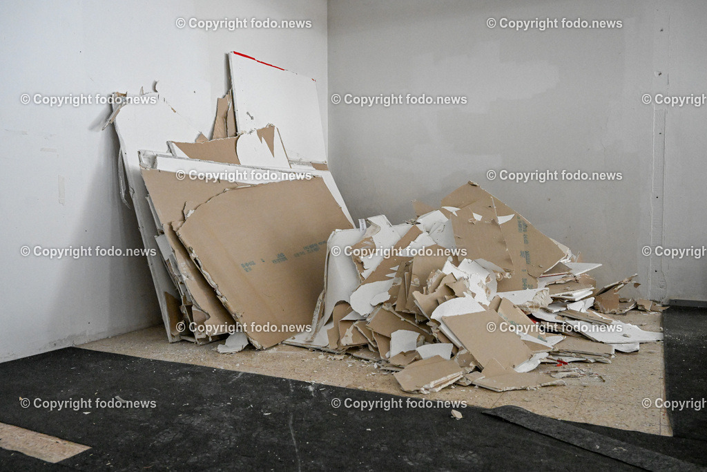 Pressekonferenz LR Markus Achleitner (VP)_ Neues Aktionsprogramm zur Orts- und Stadtkernbelebung in Ooe_ 08.05.2023-17 | 08.05.2023, Perg, AUT, Pressekonferenz LR Markus Achleitner (VP), Neues Aktionsprogramm zur Orts- und Stadtkernbelebung in Ooe, im Bild Raum, Flaeche zur Stadtkernbelebung