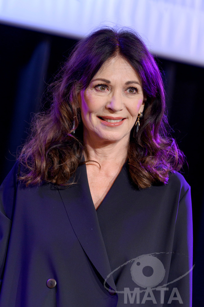 _DWA7671 | Schauspielerin Iris Berben als Ehrenpreisträgerin beim 28. Filmfestival Türkei Deutschland am 08.3.2024  in Nürnberg - Realisiert mit Pictrs.com