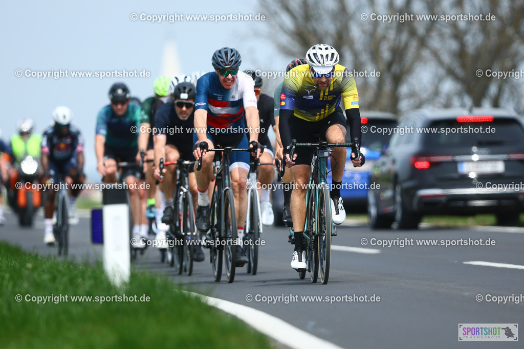 860_TRA56126 | Neusiedlersee Radmarathon 2026@sportshot_your_pictrs #yourpictures#roadtowm2029 #nrm #neusiedlerseeradmarathon #neusiedlersee #neusiedlerseetourismus #burgenland #mörbisch #nrm26 #burgenlandtourismus #voglundco #poweredbyburgenlandtourismus #radsport #rad #marathon #ucigranfondo #visitburgenland #ucigranfondoworldseries