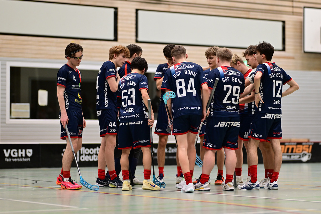 Floorball I Herren I Saison 2024-2025 I 2. FBL Herren Nord-West I 12. Spieltag I MTV Mittelnkirchen - SSF Dragons Bonn II I 037351 | Der Sportfotograf. - Realisiert mit Pictrs.com
