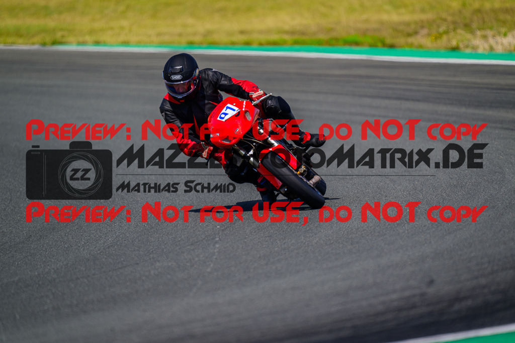 MaZZes_FotoMatrix_240725_6007705_5695 | BLAU