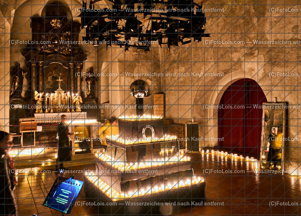 ALP1353_NACHT der tausend LICHTER_Pfarrkirche Wieselburg | (C)FotoLois.com, Alois Spandl, NACHT der 1000 LICHTER in der Pfarrkirche Wieselburg, Di 31. Okt. 2023.
