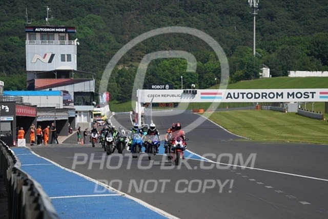 2024_05_26_PBK_33443 | Sportfotografie; SlowMotion; Video; Rennstrecke; Hafeneger; Speer; Racing; RSE; BMW; CBO; Trackday; Motorsportarena; Hockenheimring; Brno; Most; Barcelona; Valencia
