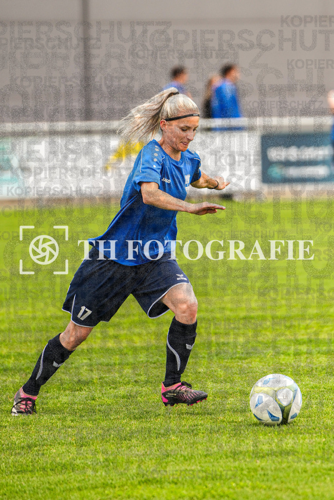 GER, FC Hauingen - SV Waldhaus, Frauen-Fussball, Rothaus Bezirkpokal, Finale, Saison 2024/2025, 29.05.2025 | GER, FC Hauingen - SV Waldhaus, Frauen-Fussball, Rothaus Bezirkpokal, Finale, Saison 2024/2025, 29.05.2025Foto: TH Fotografie/Alessio Bosco