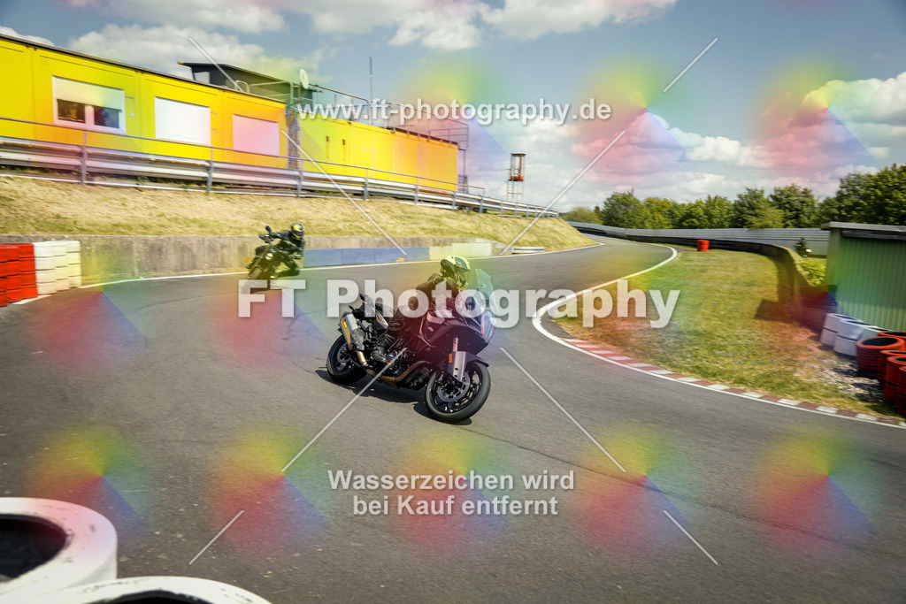OBK_Mai_Volker_Adam-10871 | Hier findet Ihr Bilder von Touristenfahrten auf der Nürburgring Nordschleife oder von anderen Veranstaltungen die ich besucht habe. Viel Spass beim Durch Schauen 