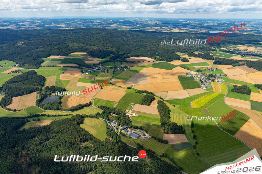Aktuelles Luftbild von Reicholdsgrün Kirchenlamitz Kauf mit Lizenz / Bildrechten möglich- Die Luftaufnahme wurde 2021 mittels UL-Flugzeug erstellt ( keine Drohne ) - hochauflösende Kamera-Systeme von  Canon -Beste Qualität - Für grossformatige Ausdrucke geeignet. Die Geschenkidee !