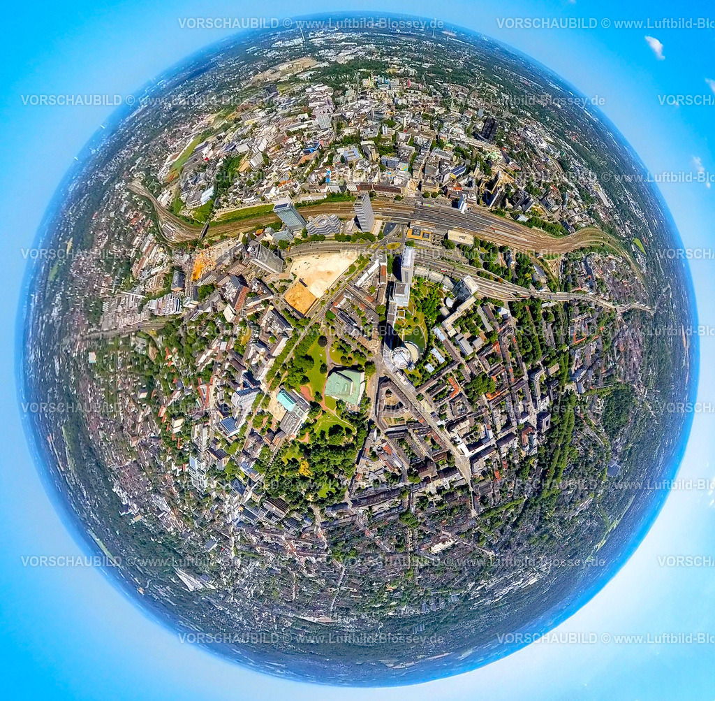 Essen230790074_RWE-Tower | Luftbild, Baustelle Campus Essen, Geschäftsviertel am Hauptbahnhof, RWE Tower, Hauptbahnhof, Erdkugel, Fisheye Aufnahme, Fischaugen Aufnahme, 360 Grad Aufnahme, tiny world, Südviertel, Essen, Ruhrgebiet, Nordrhein-Westfalen, Deutschland