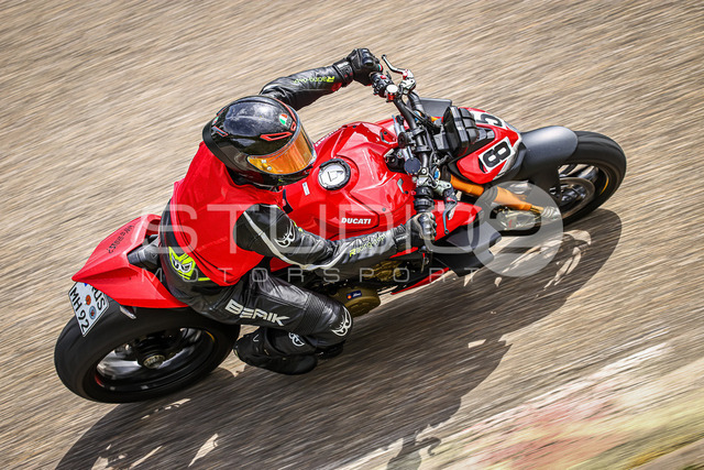 0085-250503_DCB-033_85 | Deine Full-Service-Agentur für ✔️Videoproduktionen und ✔️Motorsportfotografie Jetzt Angebot anfragen!