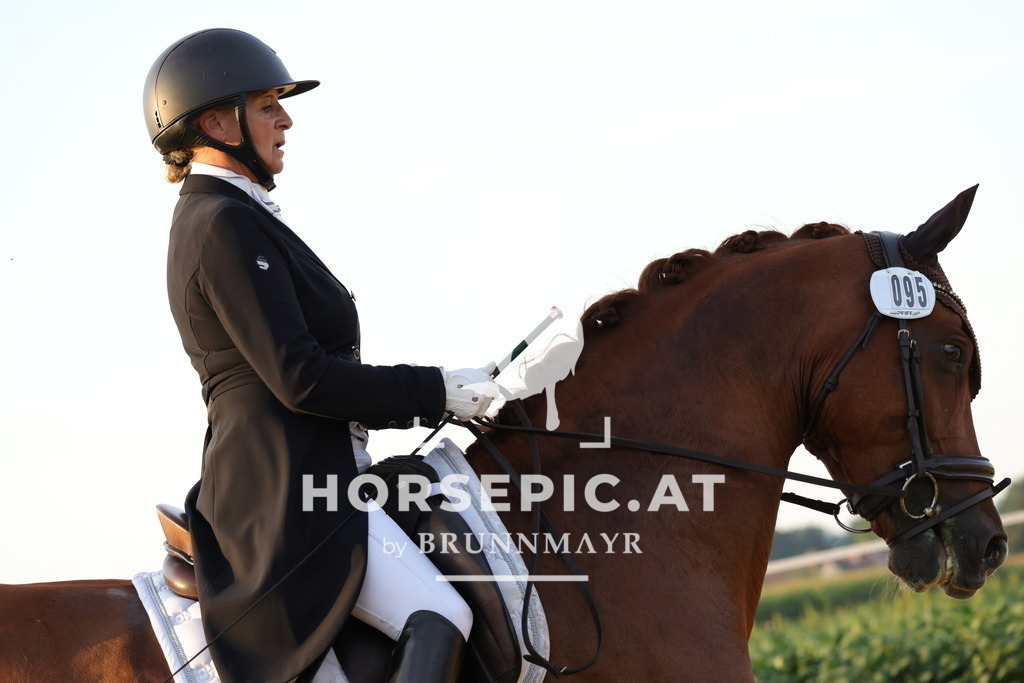 0P6A1996 | Willkommen bei Brunnmayr - Design & Fotografie – Ihrem Spezialisten für Reitturniere und Pferdeveranstaltungen in Oberösterreich, Salzburg und Bayern! Seit über 17 Jahren sind wir leidenschaftlich dabei.