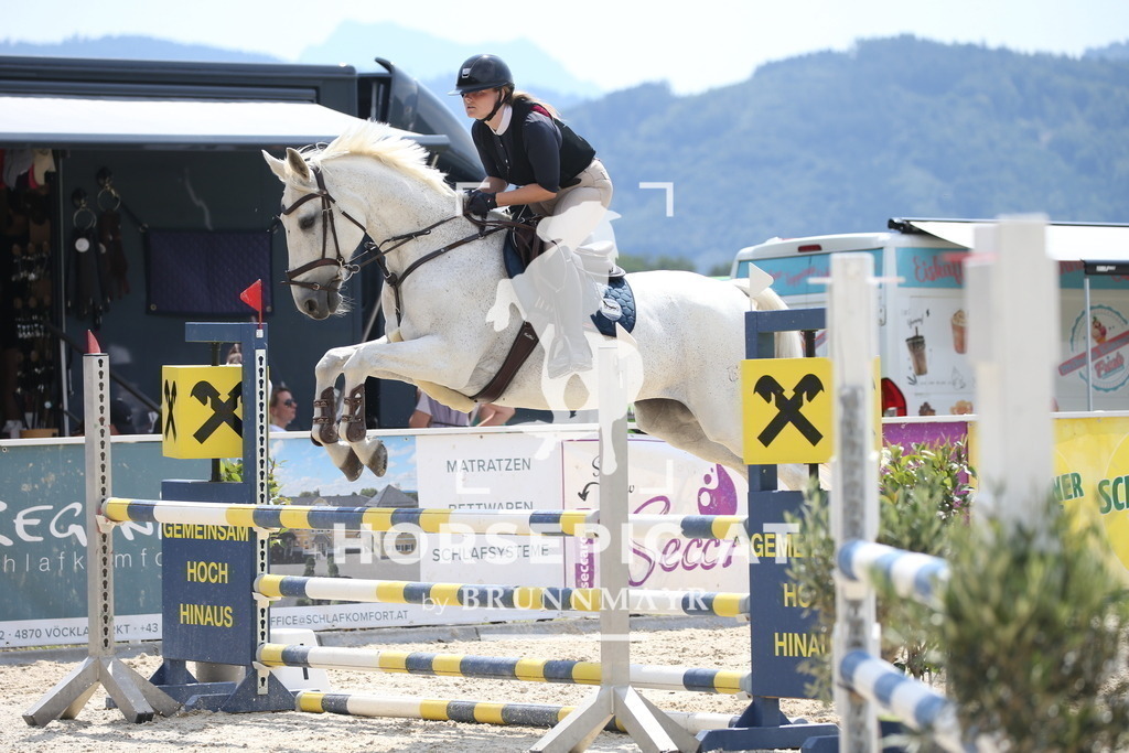 DL2Q1646 | Willkommen bei Brunnmayr - Design & Fotografie – Ihrem Spezialisten für Reitturniere und Pferdeveranstaltungen in Oberösterreich, Salzburg und Bayern! Seit über 17 Jahren sind wir leidenschaftlich dabei.