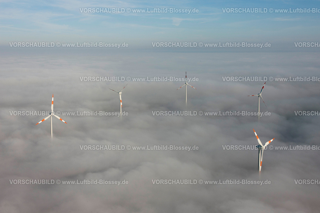 KyffhaeuserGebirge11111537 | Windkraftwerke die aus einer Wolkendecke herausschauen, Windenergie, alternative Energie,  Heldrungen, Thueringen, , Thueringen, Germany, Europa