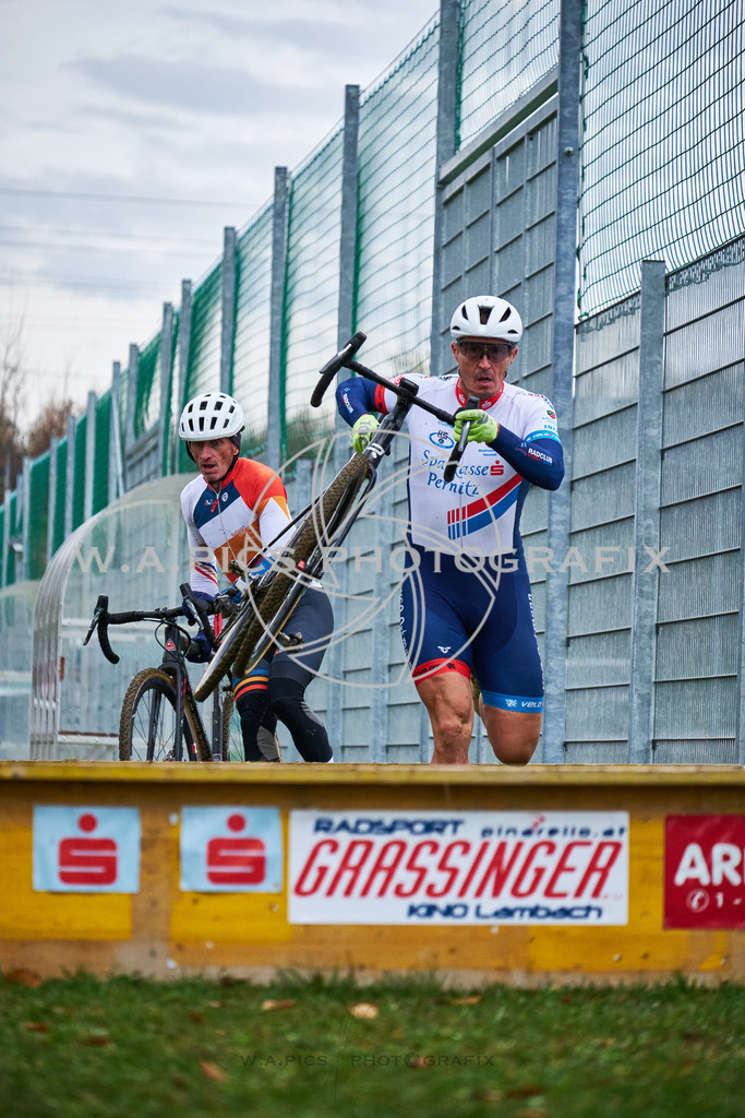 ..... | AUSTRIA, 24.11.24, 3.Radquerfeldein GP um das Sportzentrum Gunskirchen Image shows: Photo: Wapics / Michael Ring