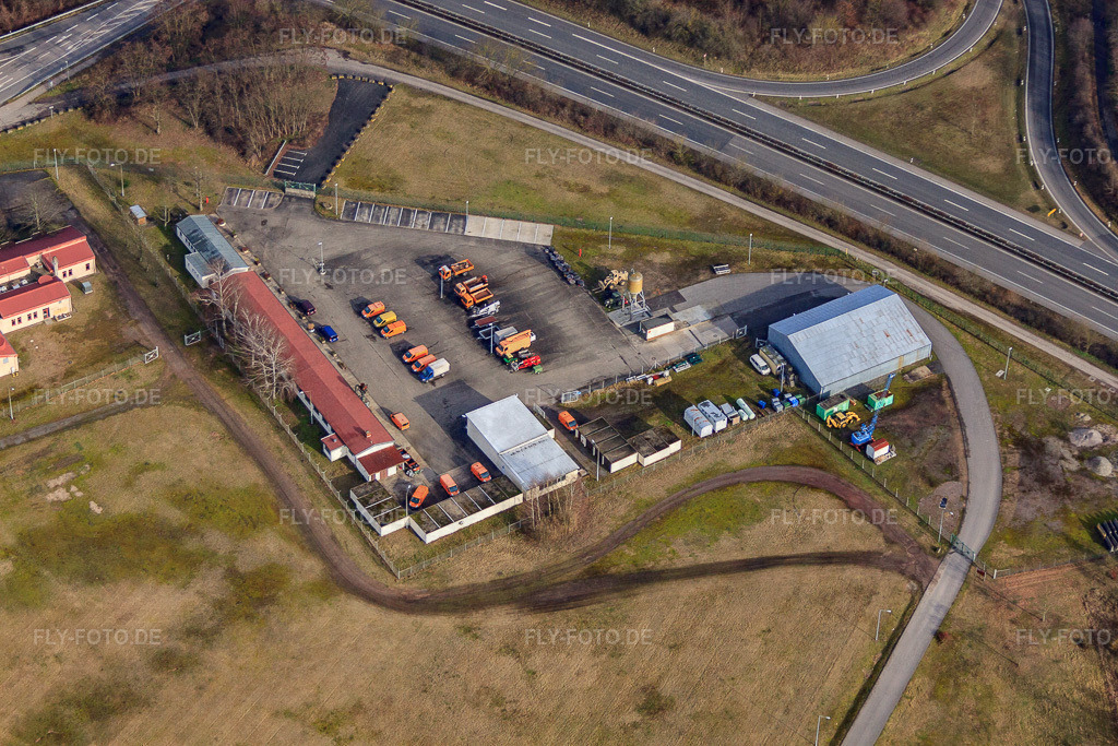 Straßenmeisterei | Luftbild: Straßenmeisterei in Lingenfeld im Bundesland Rheinland-Pfalz in Deutschland. Foto: IMG_61708.jpg vom 18.01.2014 durch Werner Riehm/FLY-FOTO.de - Realisiert mit Pictrs.com