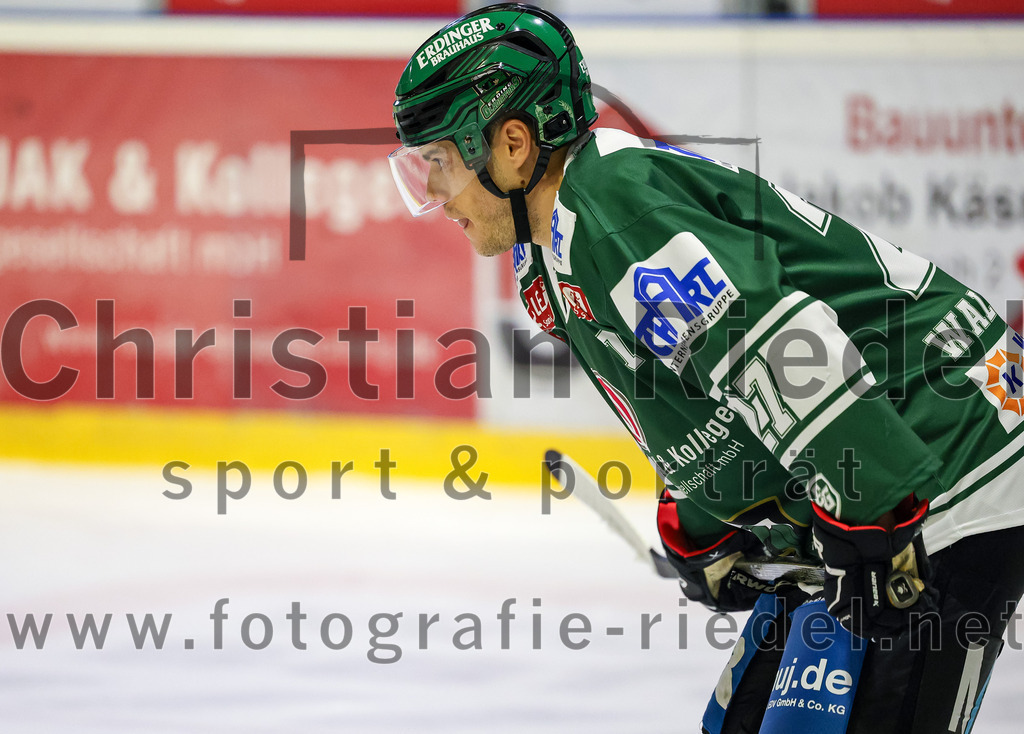 2024-01-05_079_TSV_Erding_gegen_VfE_Ulm-Neu-Ulm | Erding, Deutschland, 05.01.2024:
Eishockey, Bayernliga Vorrunde 2023 / 2024, 22. Spieltag, TSV Erding gegen VfE Ulm/Neu-Ulm, Endergebnis: 7:6

Mark Waldhausen (Erding Gladiators, #27)

Foto: Christian Riedel / fotografie-riedel.net