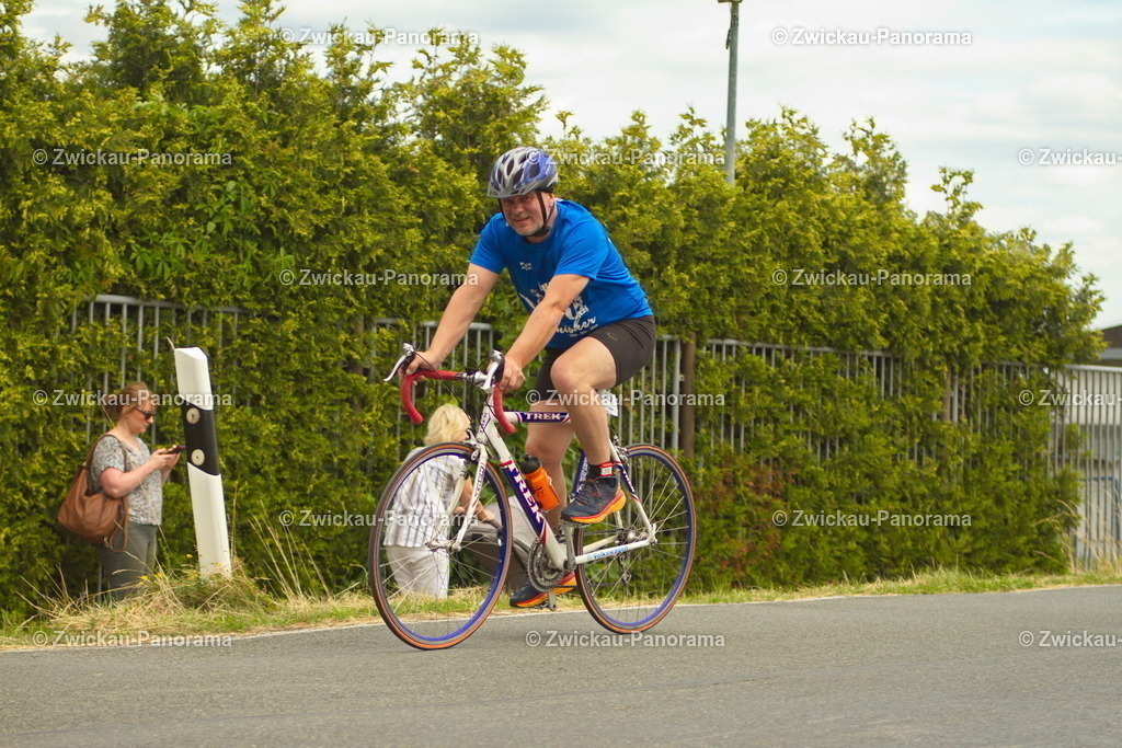 2023_0630_KoberTriathlon_Jeder0224 | Urban. Natur. Panorama. Luftbild. 
Der Bildershop für aufregende Perspektiven!
Für Deko, Wandbild und Kalender!
Wir bringen LED-Bilder zum Leuchten!
