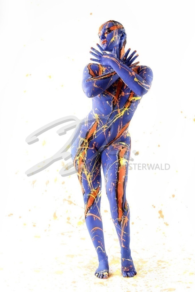 BodyArt-ORANGEYELLOWBLUE_3191a | #004 | Modell: Milena | Foto: Alexander Große-Strangmann  - Realisiert mit Pictrs.com