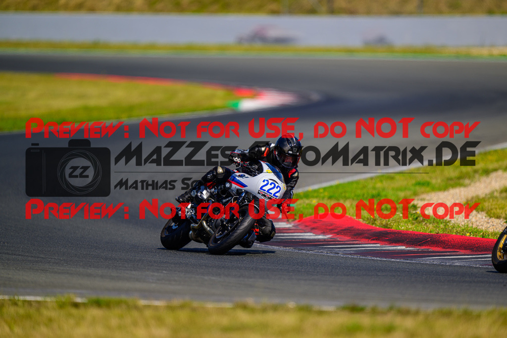 MaZZes_FotoMatrix_240725_6007705_0030 | BLAU