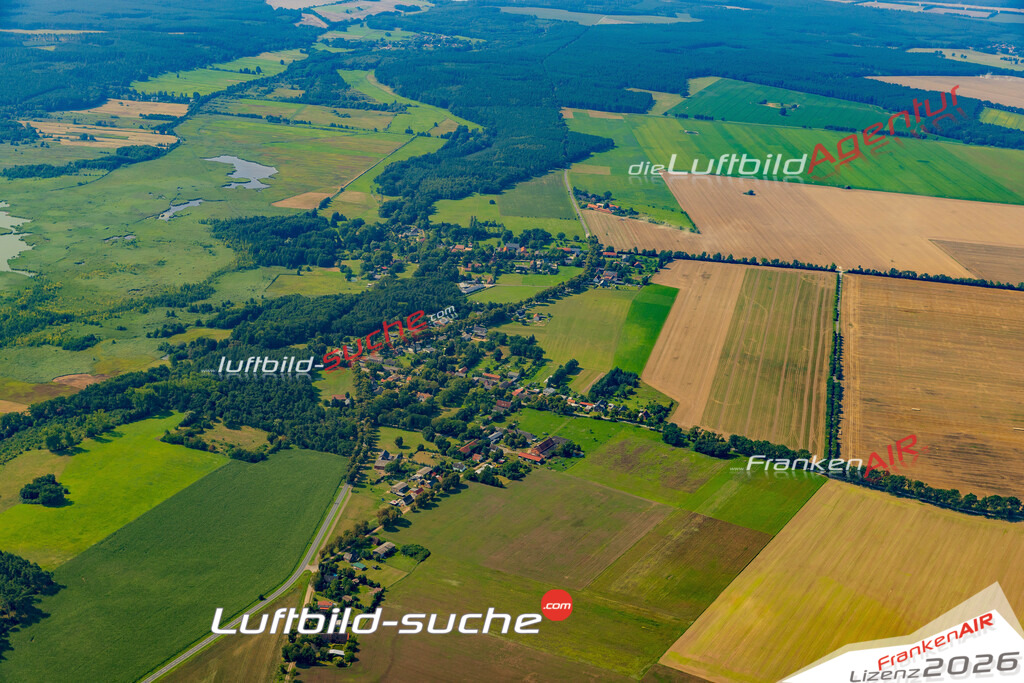 Mellen Lenzen Bild- Das Luftbild wurde 2025 vom UL-Flugzeug heraus erstellt ( keine Drohne bzw. Drohnenaufnahme ) - Hochauflösende Luftaufnahme -Nicht vergleichbar mit Google Maps oder Satelittenbilder- Die Geschenkidee !Mit Lizenz und Bildrechte bestellbar - CC