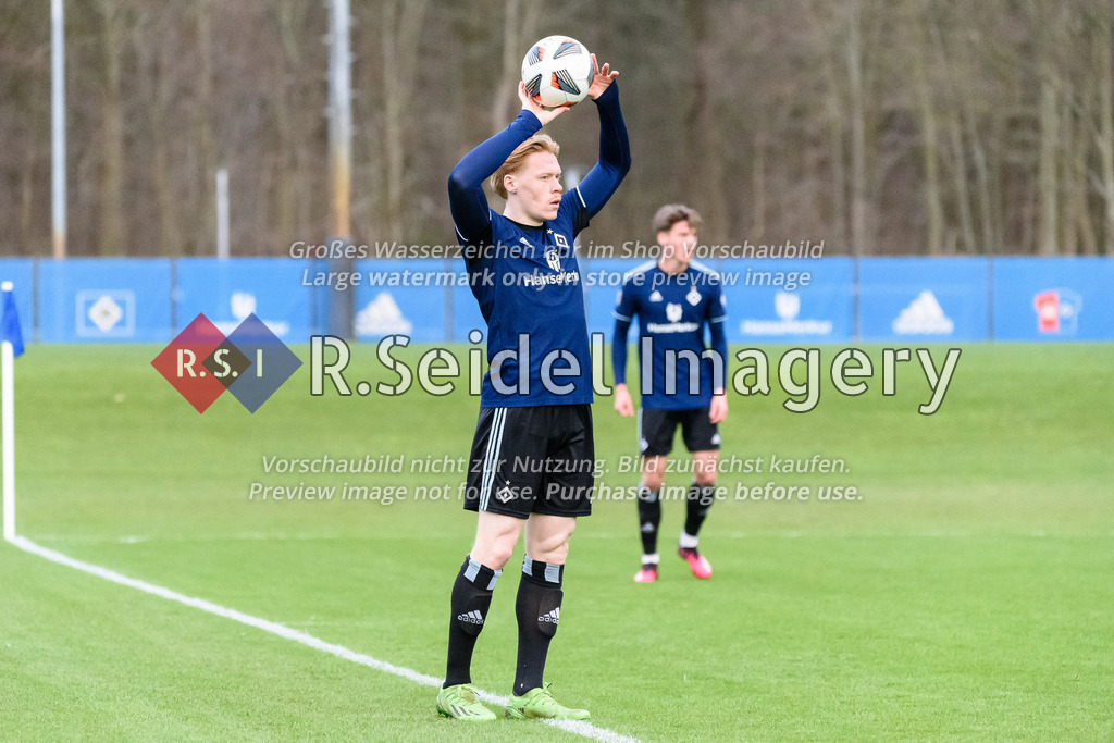 Fußball, Saison 2022/23, Freundschaftsspiel, Hamburger SV II (U21) - Eimsbütteler TV, Trainingsplatz am Volksparkstadion (Hamburg), 28.03.2023 | Leon Sommer (#22, HSV II)