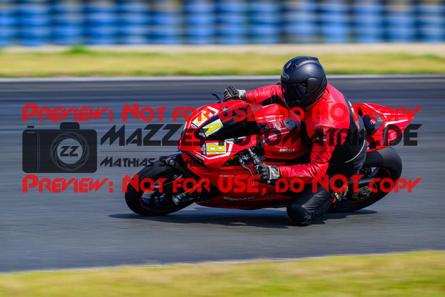 MaZZes_FotoMatrix_240724_6007705_1531 | GELB