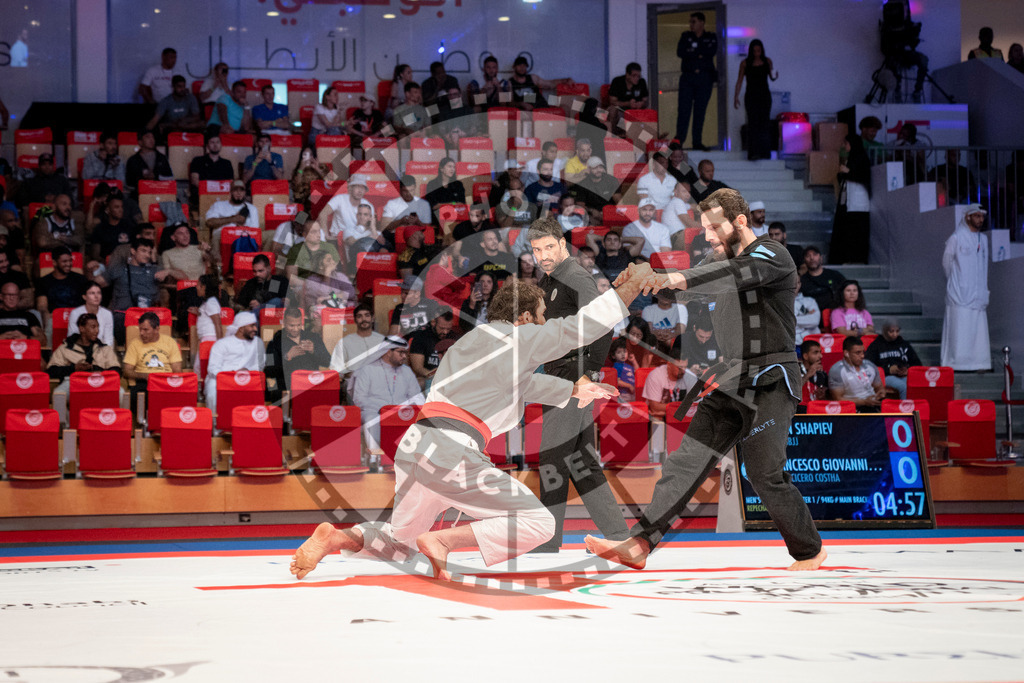 20231107PBB5922 | Fighters compete during the AJP World Master Championship in the Mubadala Arena in Abu Dhabi, Arab United Emirates, on November 7, 2023.