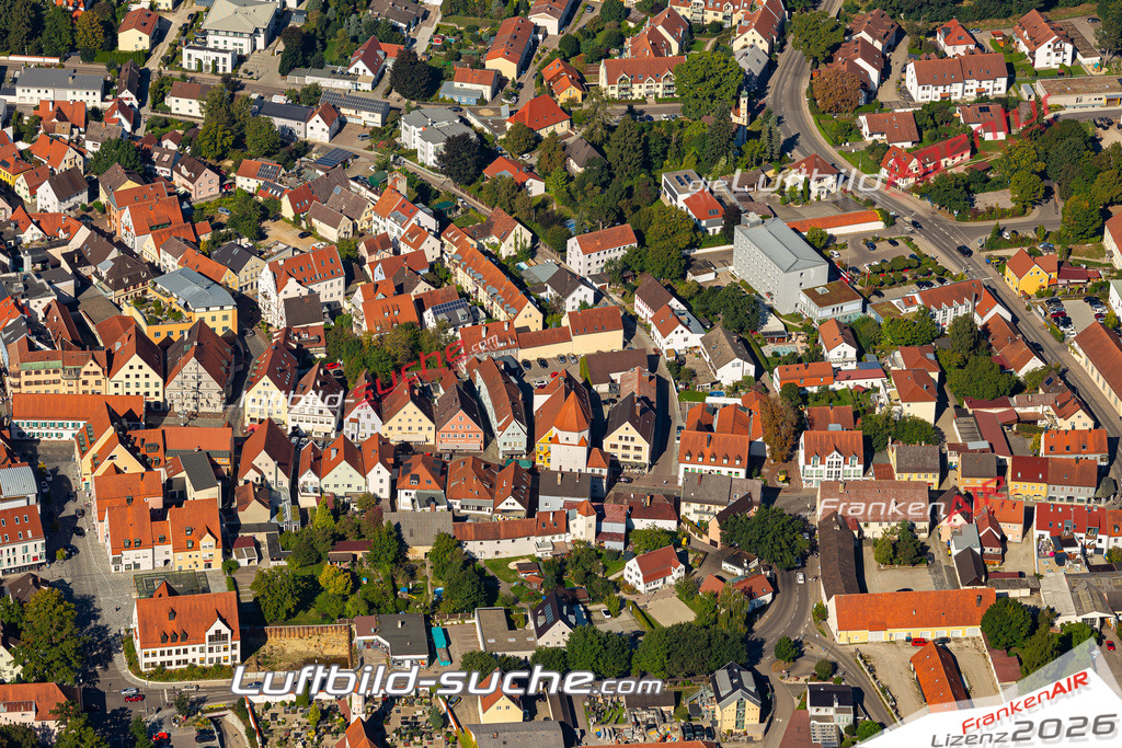 Aktuelles Luftbild von  Aichach Kauf mit Lizenz / Bildrechten möglich- Die Luftaufnahme wurde 2021 mittels UL-Flugzeug erstellt ( keine Drohne ) - hochauflösende Kamera-Systeme von  Canon -Beste Qualität - Für grossformatige Ausdrucke geeignet. Die Geschenkidee !