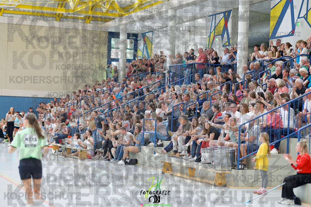 HSG Wettenberg - HSG Lumdatal | Wiederholungs-/Entscheidungsspiel um die Meisterschaft in der Frauen Oberliga Mitte und Aufstieg in die RegionalligaHSG Wettenberg - HSG Lumdatal am 11.05.2025 in Launsbach (Wettenberg) (Halle GS Launsbach (Wettenberg))Photo © 2025 - Jörg Heinrich - Realisiert mit Pictrs.com