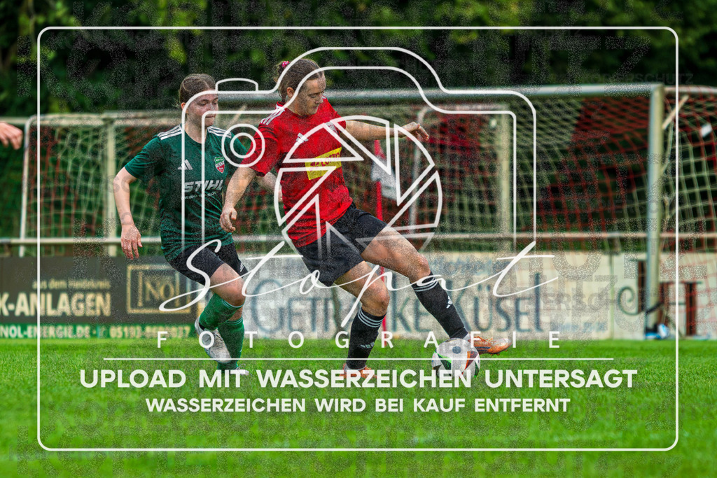 260919-MTVSCT-0014 | v.l. Juna Anhalt (SC Tewel #12), Nele Meyer (MTV Soltau #2); Kreisliga Damen ROW - MTV Soltau vs. SC Tewel am 19.09.2026 in Sportpark Ost, Soltau - Realisiert mit Pictrs.com
