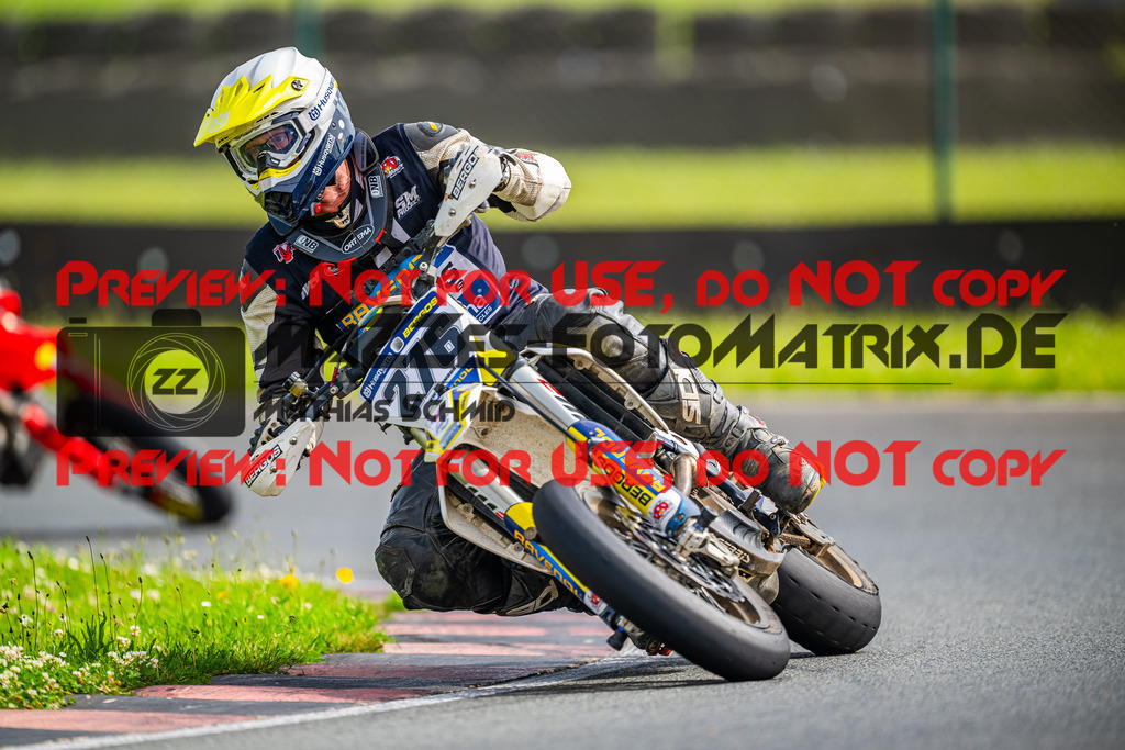 MaZZes_FotoMatrix_240621_6007705_8550 | GELB