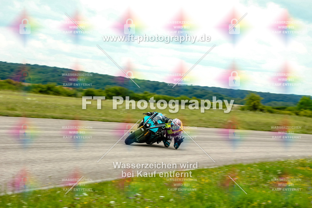 Chambley Juli-3324 | Hier findet Ihr Bilder von Touristenfahrten auf der Nürburgring Nordschleife oder von anderen Veranstaltungen die ich besucht habe. Viel Spass beim Durch Schauen 