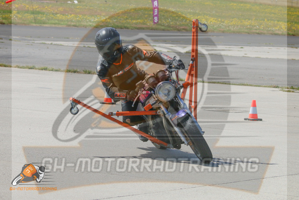 IMG_0561 | gh-motorradtraining-foto.de - Realisiert mit Pictrs.com