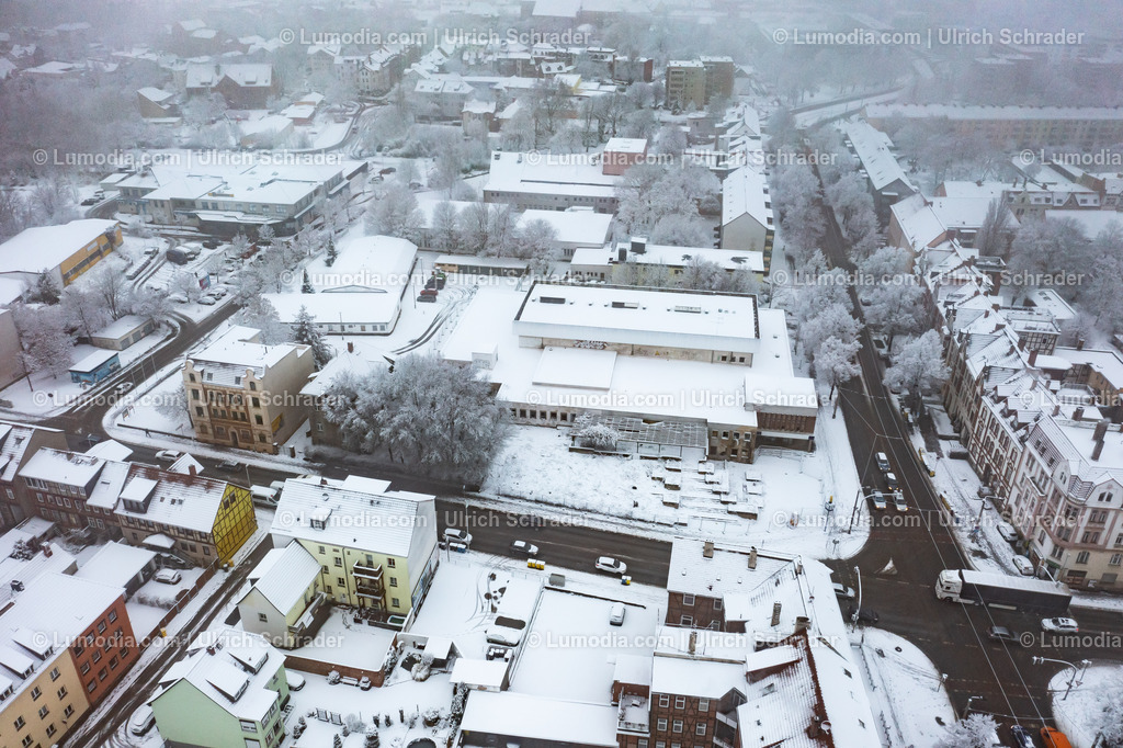 10049-51626 - Winterliches Halberstadt | Stockfoto und Bilderpool mit Bildmaterial aus Deutschland, dem Harz, Halberstadt, Quedlinburg, Wernigerode und weltweit. Qualitativ hochwertige und professionelle Fotos anschauen und kaufen. - Realisiert mit Pictrs.com