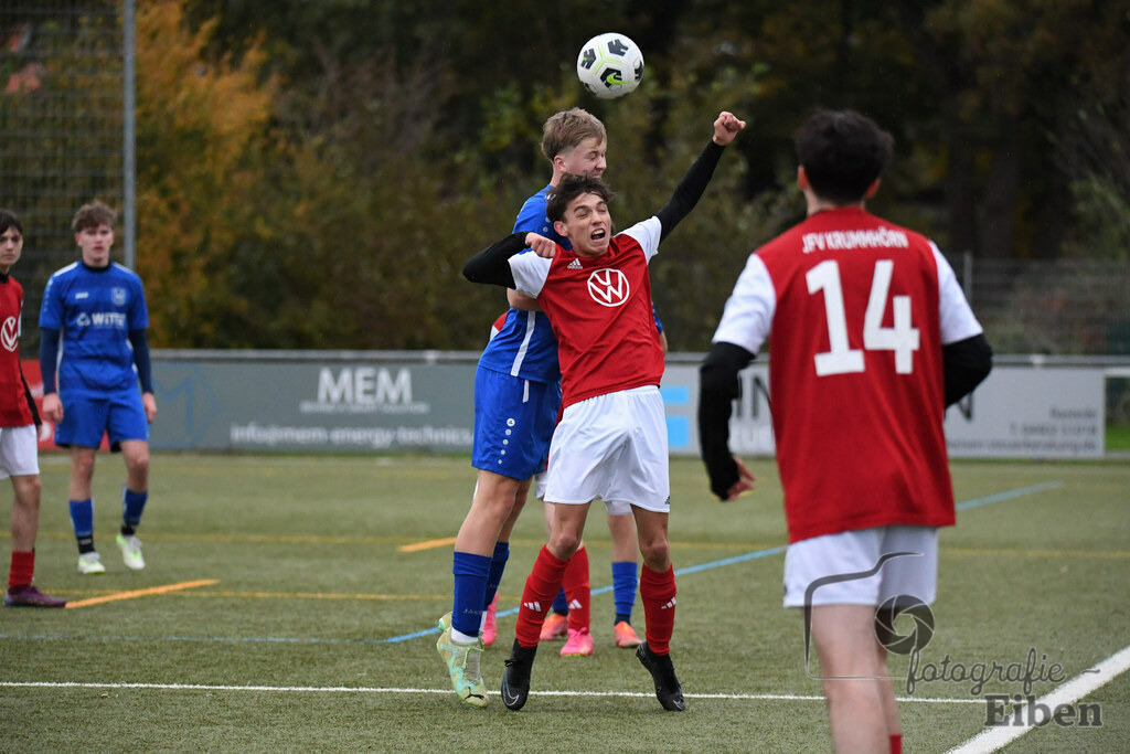 FC Rastede-JFV Krummhörn | A-Junioren Landesliga; FC Rastede (blau)-JFV Krummhörn am 04.11.2023; in Rastede (Sportanlage Köttersweg), Photo: Philip Eiben 2023 - Realisiert mit Pictrs.com