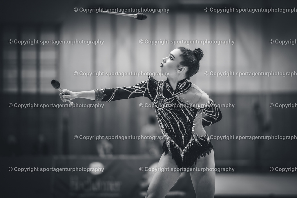 85B_7420 | HUN Elena Vukmir Gymnastik International 2026 in der Sporthalle Schmiden in Fellbach (Deutschland).Foto: Klaus Gruber / sportagenturphotography - Realisiert mit Pictrs.com