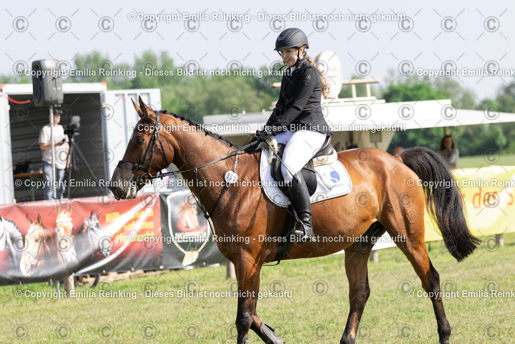 CL5A1444 | Emilia Reinking Fotografie - Realisiert mit Pictrs.com