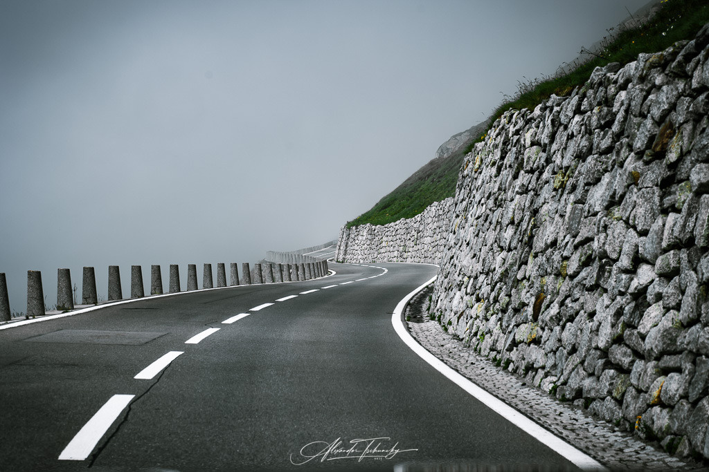 1024 R6AT6898 | Entdecken Sie die faszinierende Welt von Alexander Tschuncky Arts: Kreative Fotografie, atemberaubende Automobilkunst und hochwertiger Bilderdruck. Lassen Sie sich inspirieren! - Realisiert mit Pictrs.com