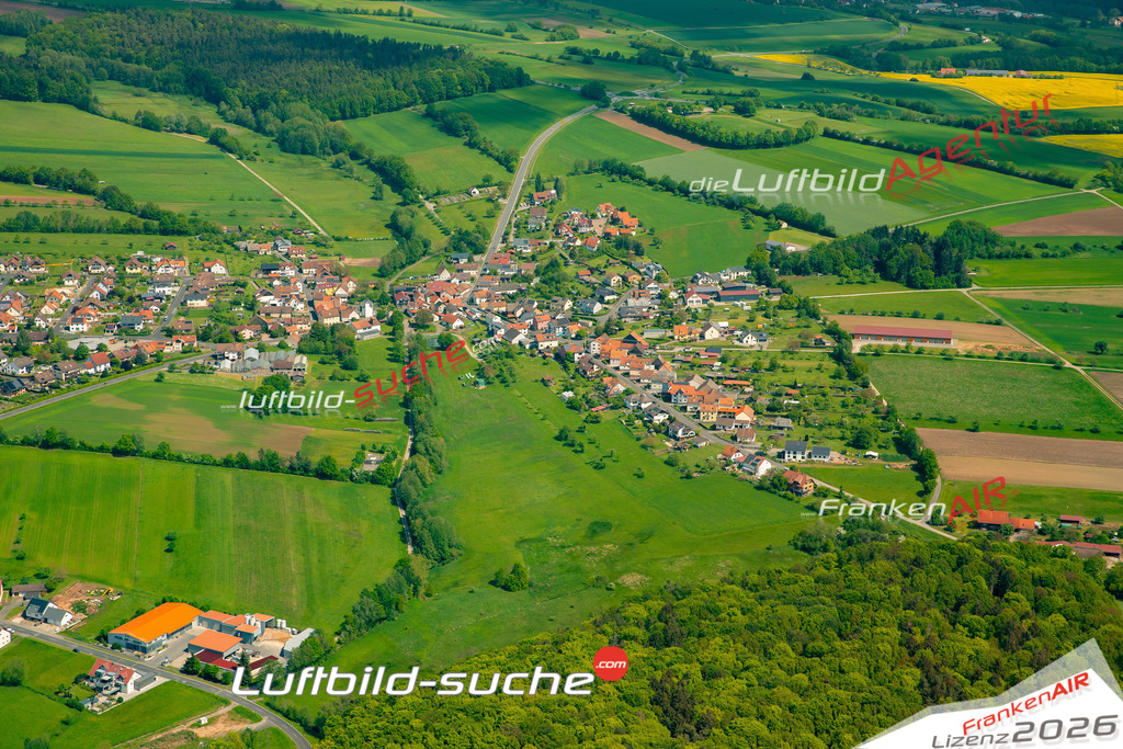 Das Luftbild zeigt : Lauter Burkardroth - Die Luftaufnahme wurde 2024 vom UL-Flugzeug aus erstellt ( keine Drohne ) - Hochauflösende Luftaufnahme - Für grossformatige Ausdrucke geeignet. Die Geschenkidee !Mit Lizenz und Bildrechte bestellbar