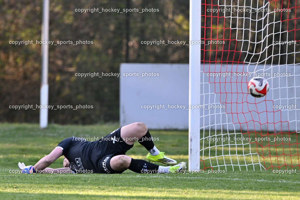ATUS Ferlach vs. Union Matrei  | #1 Julian Weiskopf Union Matrei, Tor ATUS Ferlach, ATUS Ferlach vs. Union Matrei , ATUS Ferlach vs. Union Matrei  am 11.04.2026 in Rothenthurn (Sportplatz Rothenthurn), Austria, (Photo by Bernd Stefan)